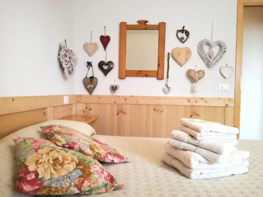 Villa Prada Beauty Through Pastures And Lake Garda 布伦佐内堡 意大利