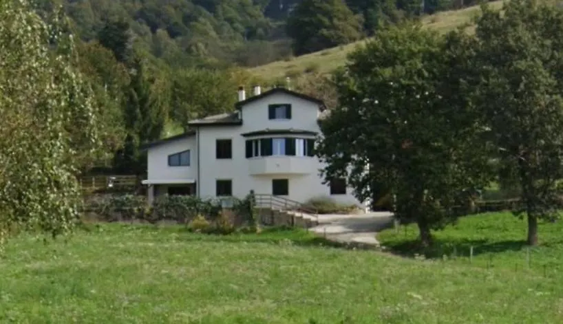 Villa Prada Beauty Through Pastures And Lake Garda 布伦佐内堡