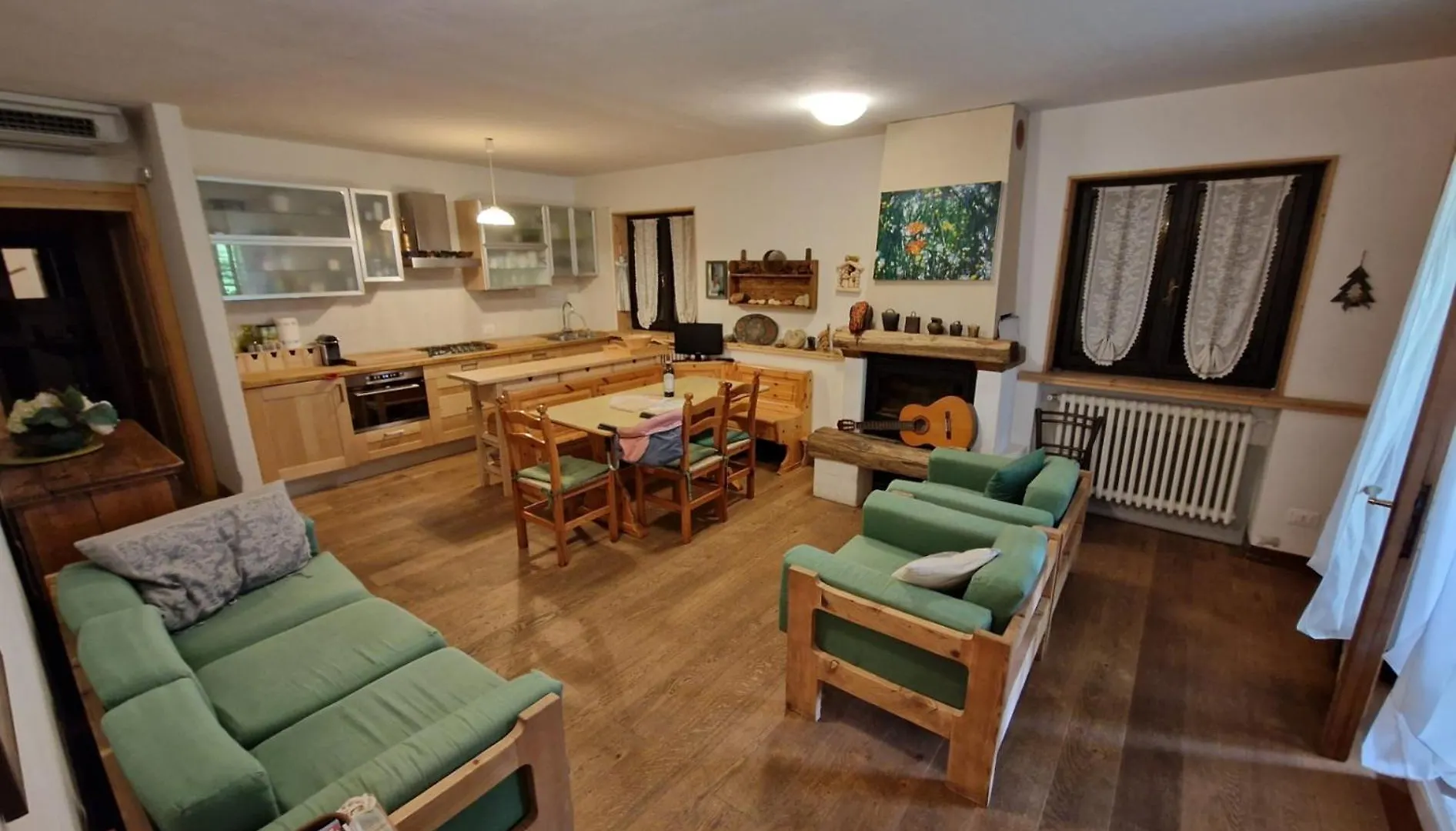 Villa Prada Beauty Through Pastures And Lake Garda 布伦佐内堡 意大利